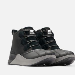 BRAND NEW Sorel boots size 9.5